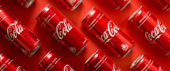 Кока-кола 0,33 в банках