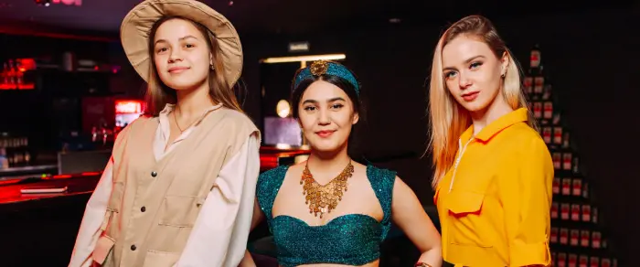 Аниматор "Индиана Джонс", "1000 и 1 ночь", "Черепашки-ниндзя" Аниматор в квест в костюме героя Екатеринбург Авантюра. Аниматор в квесте