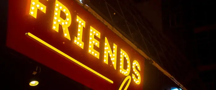 Ресторан Friends Modern Diner Ресторан Friends Modern Diner. Куда сходить в Екатеринбурге